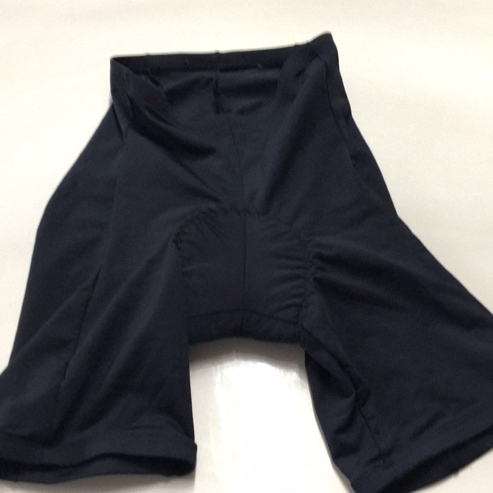 Special by circling shorts used